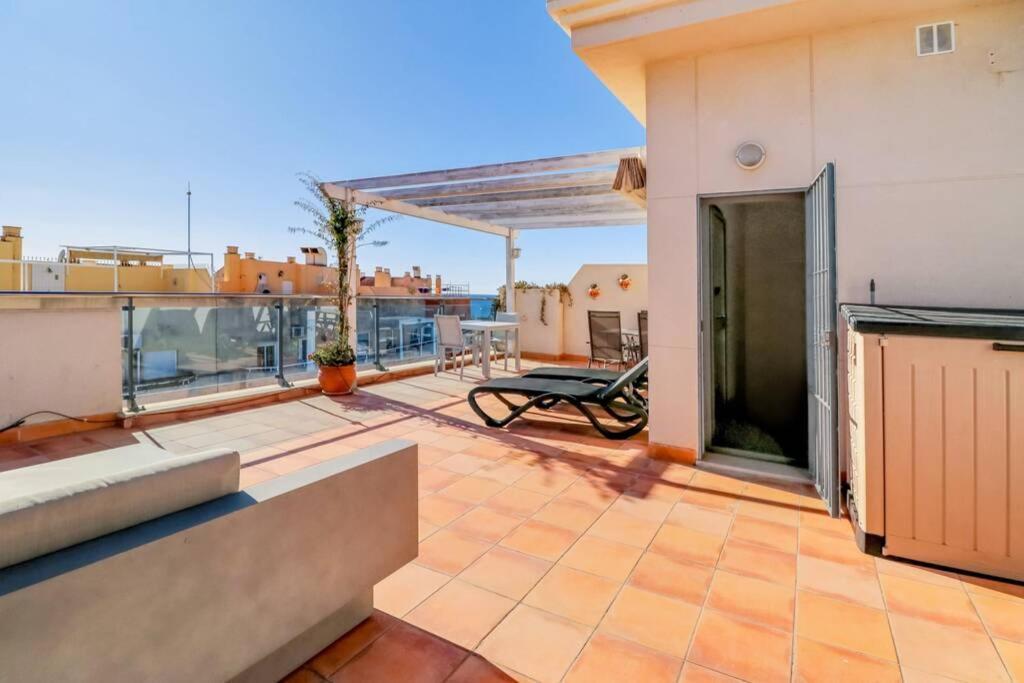 Rooftop Apartment, Nerja Bagian luar foto